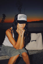 Load image into Gallery viewer, Spirit Trucker Hat (Oreo)
